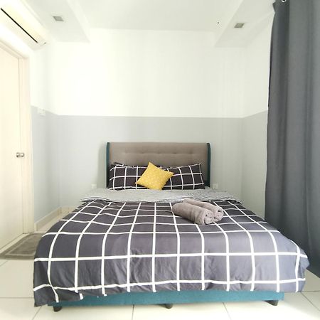 Central Residence Homestay2 @ Sungai Besi, Kuala Lumpur Luaran gambar